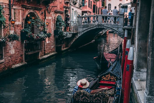 Venice, Italy: Romance and History